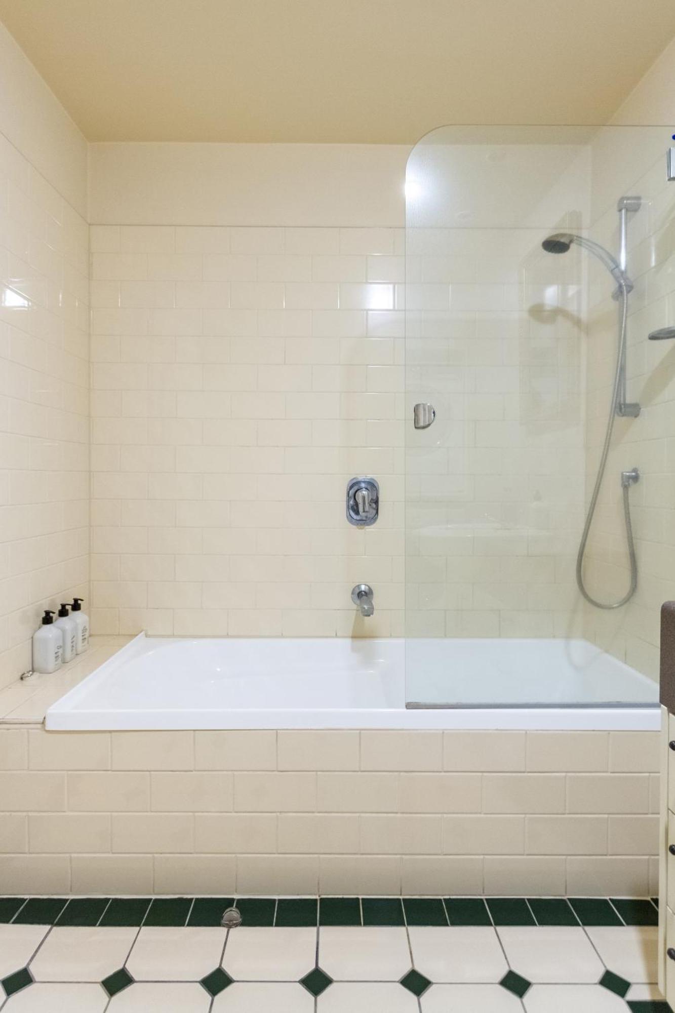 基督城Beauty In The Cbd - 1Bed Free Parking Pool公寓 外观 照片